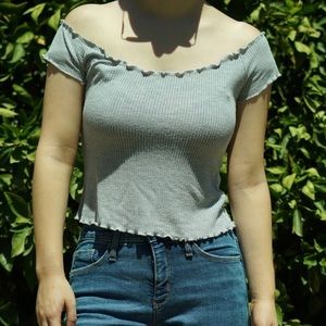 gray off the shoulder crop top